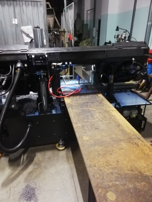 Резка заготовок на ленточнопильном станке